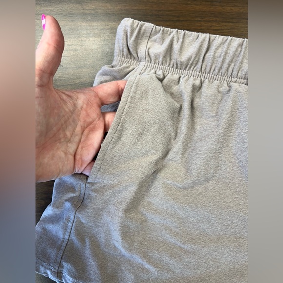 Women’s Athletic Works lounge shorts. Size L - Picture 3 of 3